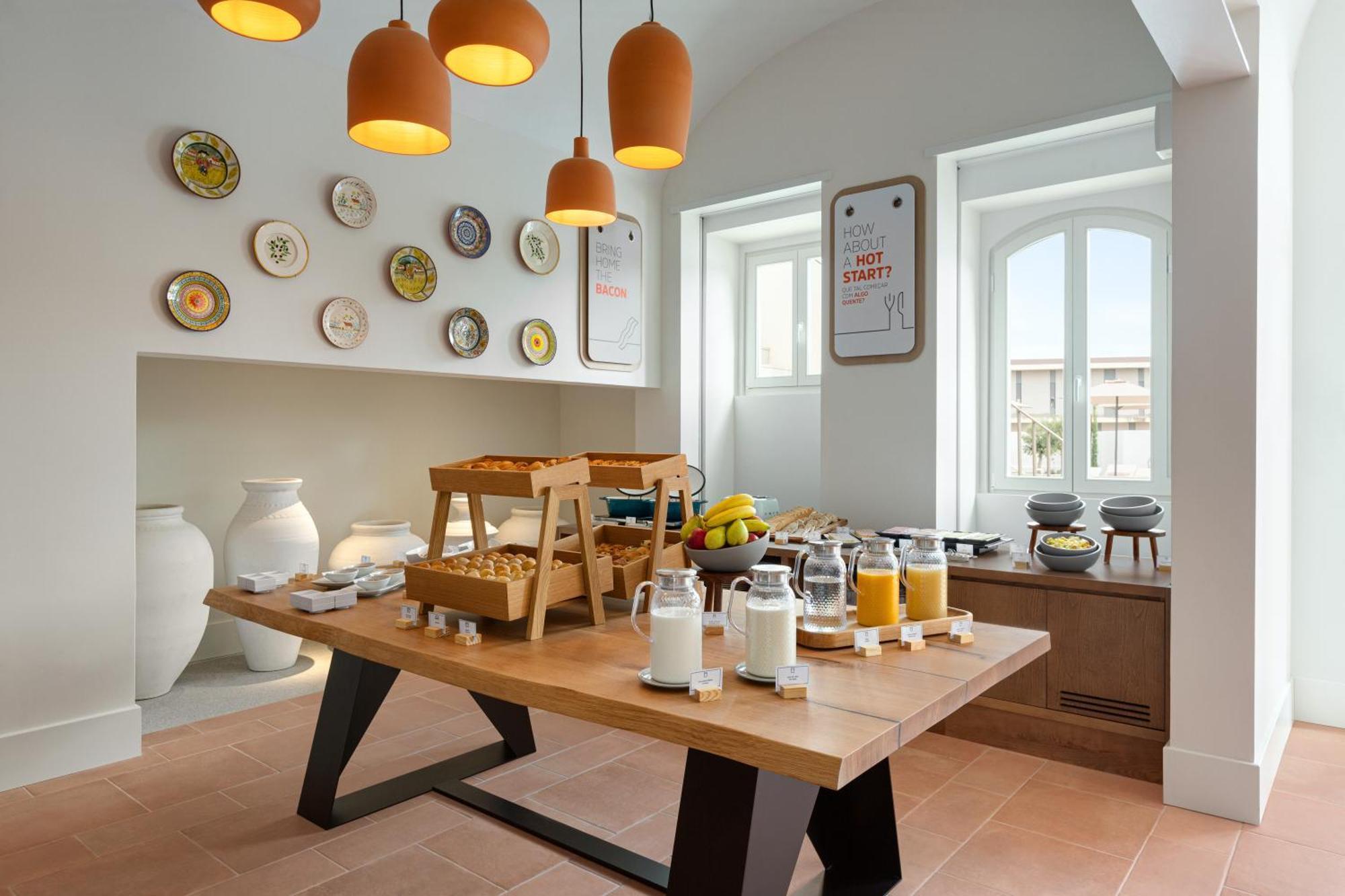 Holiday Inn Express Evora By Ihg Buitenkant foto